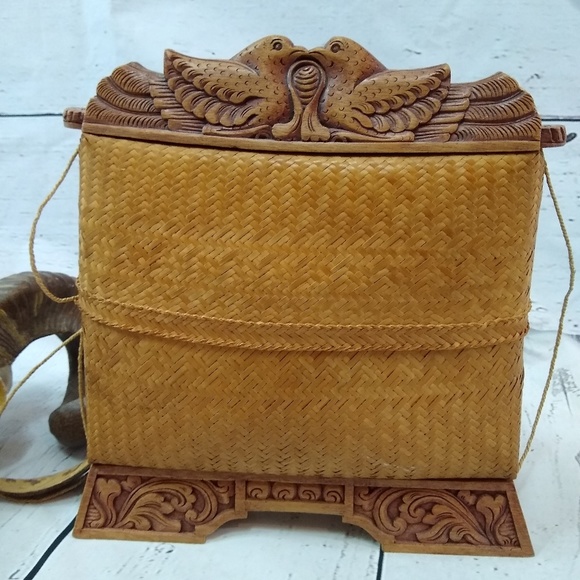 Vintage Handbags - 1950s Lombok Sasak Rattan and carved wood purse
